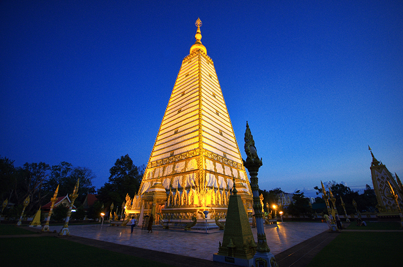 The Temples Of Ubon Ratchathani I Wander