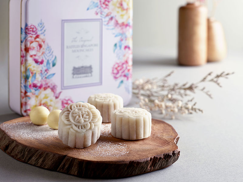 Raffles Hotel Singapore Champagne Truffle Snow-Skin Mooncake
