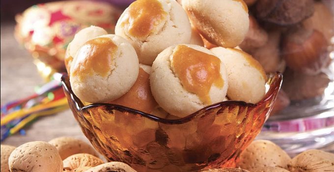 almond cookies from xin yong sheng